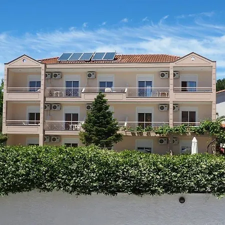 Evridiki 2* Skala Fourkas